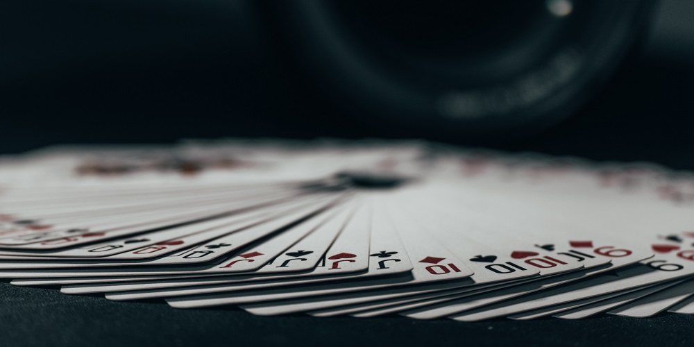 Learn to Recognize the Best Poker Hand on the Table