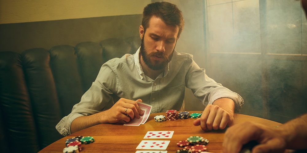 Tips for Playing Online Poker with Friends